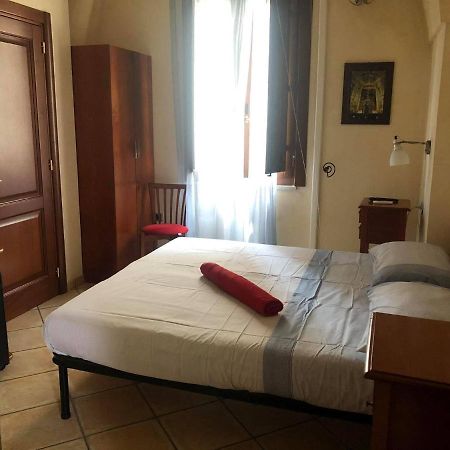 Mini Hotel Peperoncino Palace 2 Racale Bagian luar foto