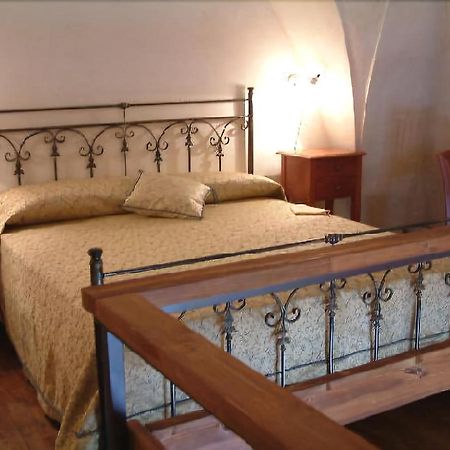 Mini Hotel Peperoncino Palace 2 Racale Bagian luar foto