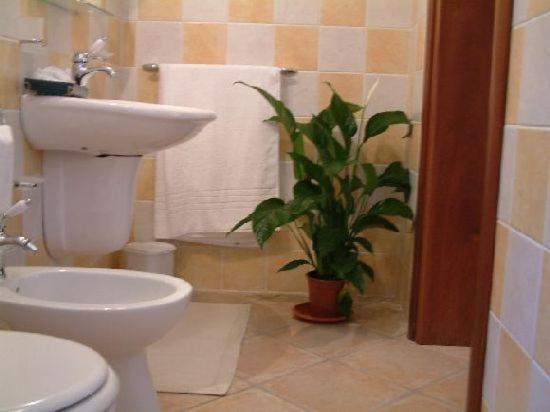 Mini Hotel Peperoncino Palace 2 Racale Bagian luar foto